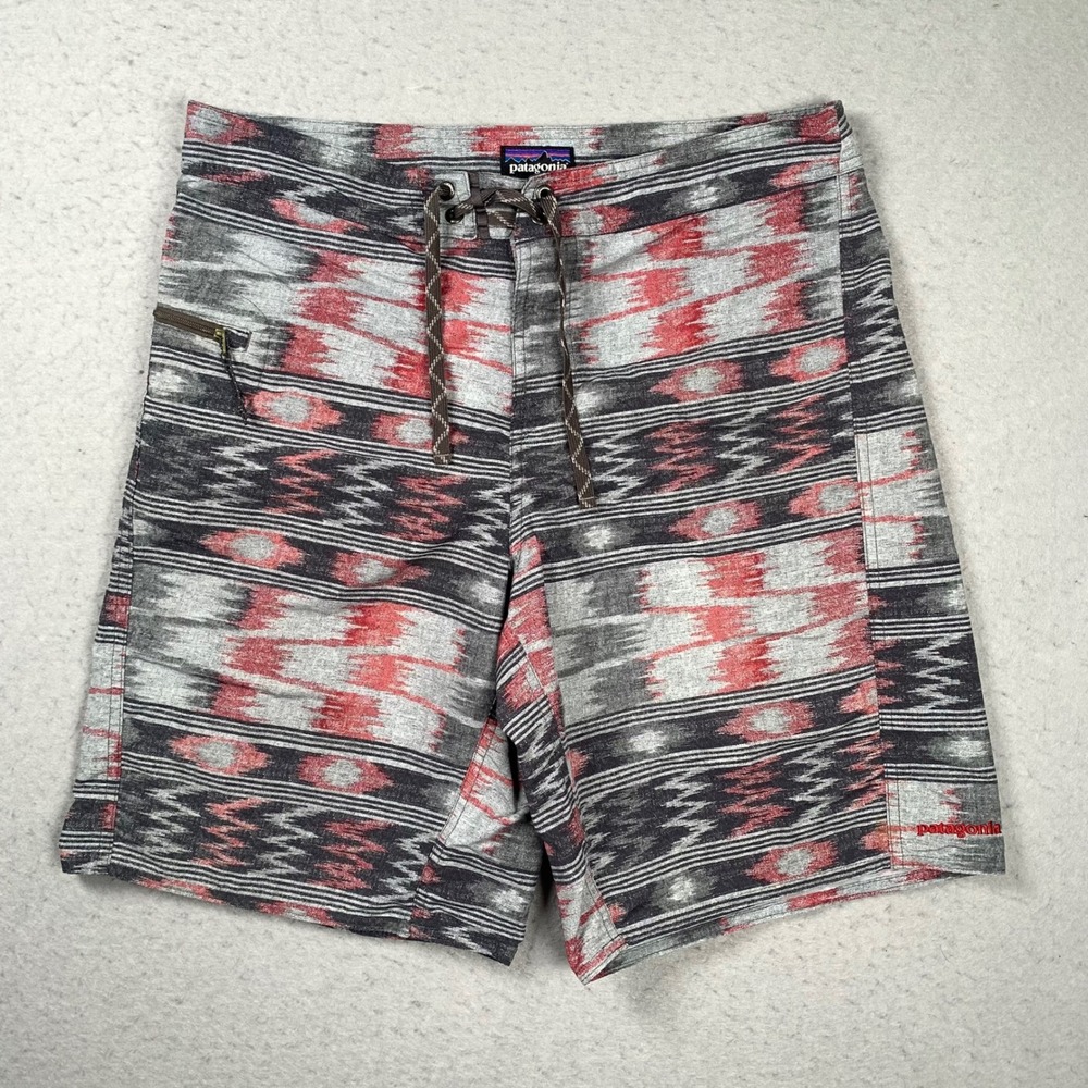 Patagonia Board Shorts Mens 34 Gray Red Aztec Geometric Print Board Shorts Swim